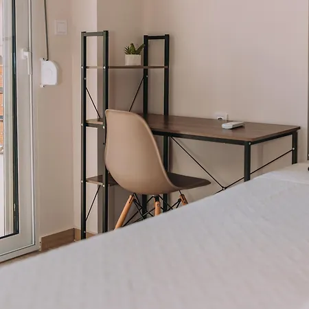 Comfy Near Acropolis Athens