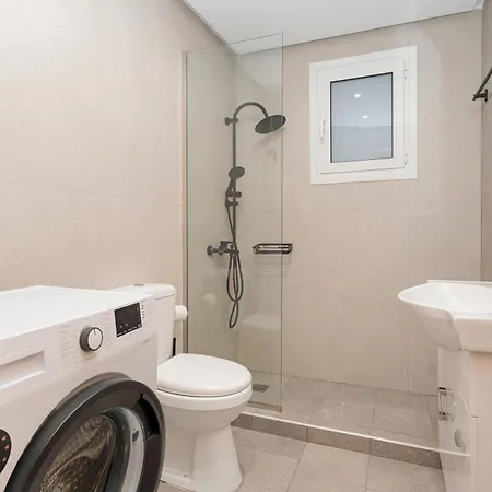 Comfy Near Acropolis * Atenas